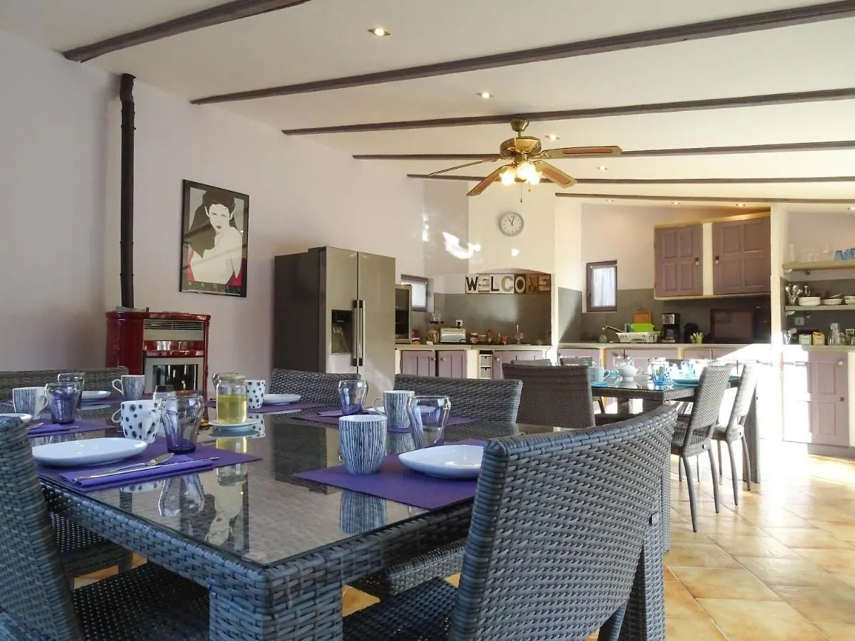 Clos St Pierre De Fraisse Avignon Guest house